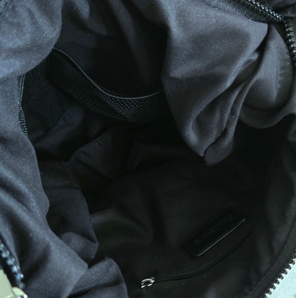 BearPaw Black🖤 Shoulder Bag👜 - NWT - Picture 8 of 15